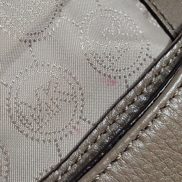 Michael kors Charlton camel brown pebbled crossbody bag - Picture 9 of 11